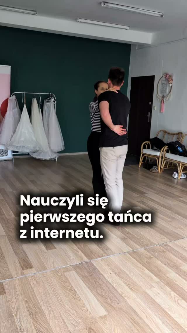 Instagram post from szkola_pierwszego_tanca. This post is in position 4.
